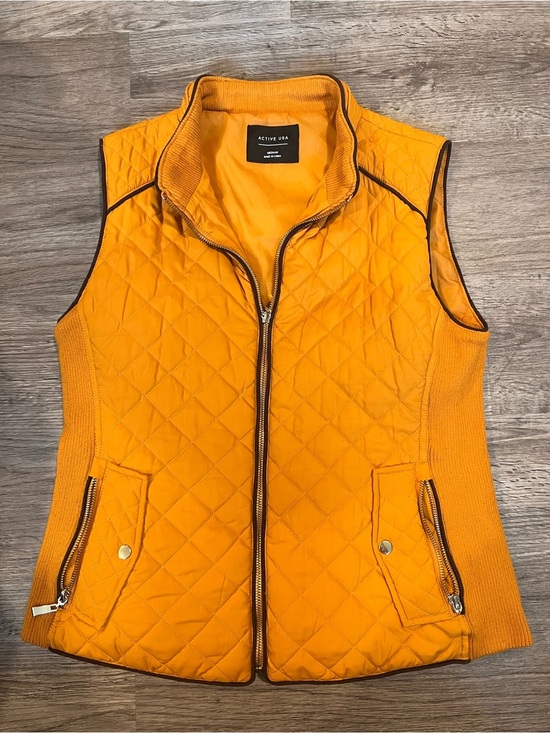 Active USA Jackets & Blazers - ACTIVE USA Quilted Mustard Sleeveless Vest